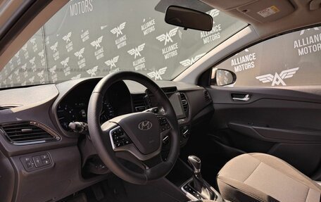Hyundai Solaris II рестайлинг, 2020 год, 1 350 000 рублей, 10 фотография
