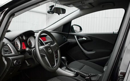Opel Astra J, 2014 год, 790 000 рублей, 10 фотография