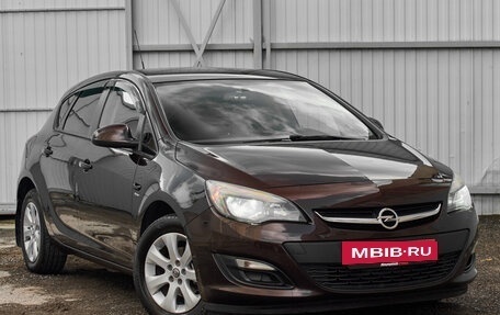 Opel Astra J, 2014 год, 790 000 рублей, 3 фотография