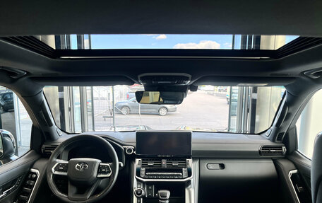 Toyota Land Cruiser, 2026 год, 15 400 000 рублей, 14 фотография