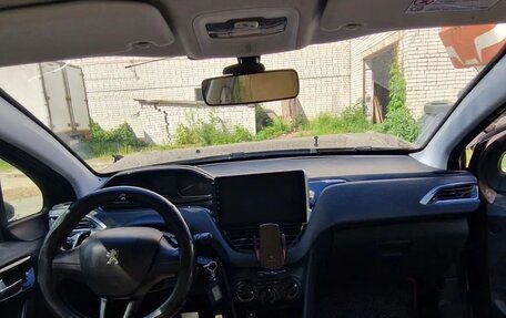 Peugeot 2008 II, 2014 год, 350 000 рублей, 6 фотография