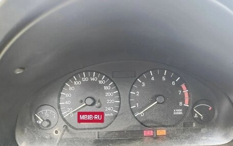 Mitsubishi Carisma I, 2000 год, 115 000 рублей, 6 фотография