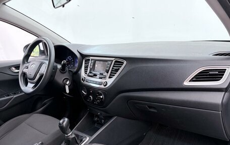 Hyundai Solaris II рестайлинг, 2019 год, 790 000 рублей, 10 фотография