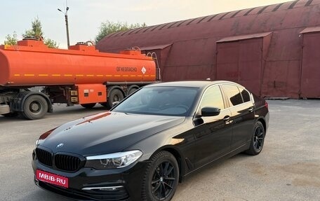 BMW 5 серия, 2018 год, 2 960 000 рублей, 1 фотография