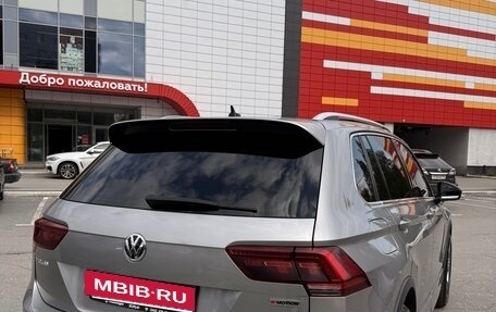 Volkswagen Tiguan II, 2019 год, 2 400 000 рублей, 4 фотография