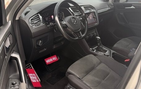 Volkswagen Tiguan II, 2019 год, 2 400 000 рублей, 5 фотография