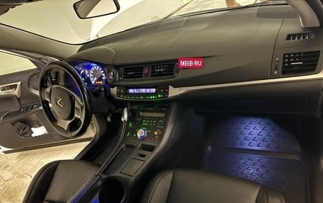 Lexus CT I рестайлинг, 2013 год, 1 420 000 рублей, 16 фотография