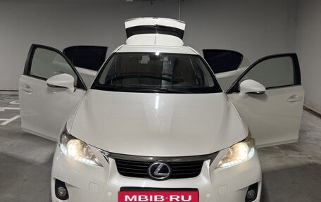Lexus CT I рестайлинг, 2013 год, 1 420 000 рублей, 9 фотография