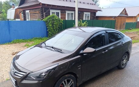 Hyundai Solaris II рестайлинг, 2015 год, 990 000 рублей, 10 фотография