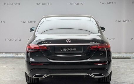Mercedes-Benz E-Класс, 2022 год, 4 797 000 рублей, 4 фотография