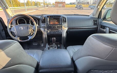 Toyota Land Cruiser 200, 2008 год, 3 100 000 рублей, 23 фотография