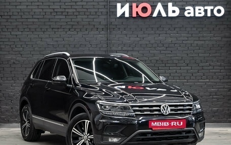 Volkswagen Tiguan II, 2019 год, 2 820 000 рублей, 3 фотография
