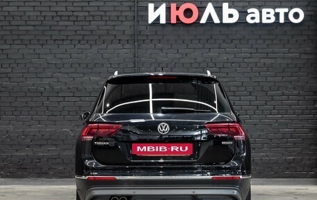 Volkswagen Tiguan II, 2019 год, 2 820 000 рублей, 5 фотография