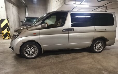 Nissan Elgrand III, 2002 год, 1 100 000 рублей, 9 фотография