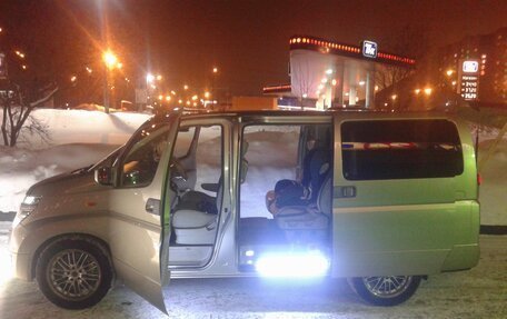 Nissan Elgrand III, 2002 год, 1 100 000 рублей, 11 фотография