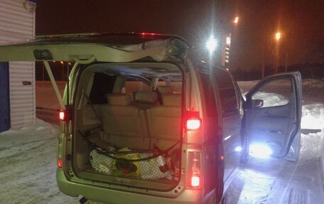 Nissan Elgrand III, 2002 год, 1 100 000 рублей, 13 фотография