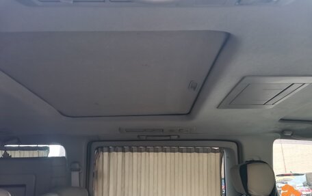 Nissan Elgrand III, 2002 год, 1 100 000 рублей, 26 фотография