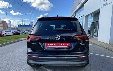 Volkswagen Tiguan II, 2017 год, 2 200 000 рублей, 6 фотография