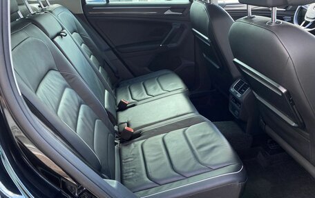 Volkswagen Tiguan II, 2017 год, 2 200 000 рублей, 19 фотография