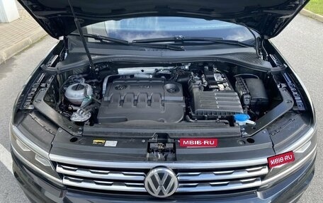 Volkswagen Tiguan II, 2017 год, 2 200 000 рублей, 18 фотография