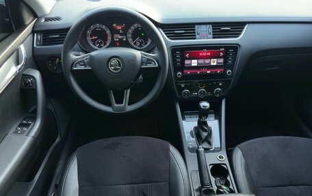 Skoda Octavia, 2017 год, 1 600 000 рублей, 17 фотография