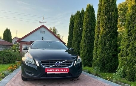 Volvo S60 III, 2010 год, 1 112 000 рублей, 4 фотография