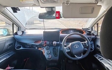 Toyota Sienta II, 2017 год, 1 350 000 рублей, 3 фотография
