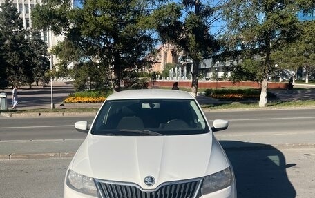 Skoda Rapid I, 2018 год, 700 000 рублей, 2 фотография