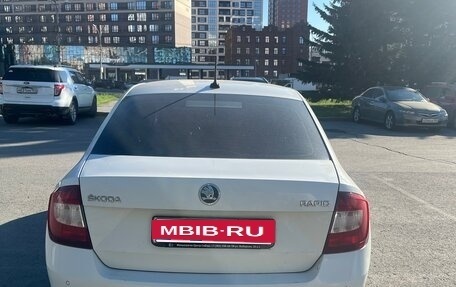 Skoda Rapid I, 2018 год, 700 000 рублей, 4 фотография