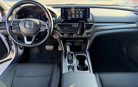 Honda Accord IX рестайлинг, 2019 год, 2 150 000 рублей, 10 фотография