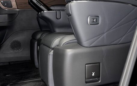 Toyota Alphard, 2026 год, 14 500 000 рублей, 31 фотография