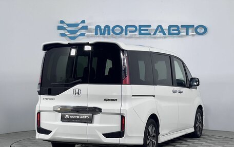 Honda Stepwgn IV, 2016 год, 2 250 000 рублей, 5 фотография