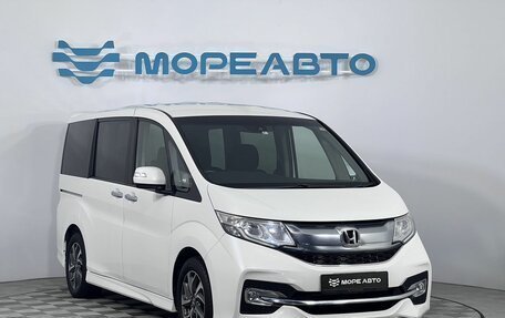 Honda Stepwgn IV, 2016 год, 2 250 000 рублей, 3 фотография