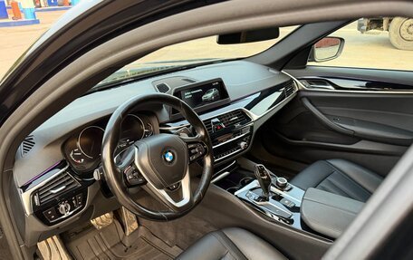 BMW 5 серия, 2018 год, 2 960 000 рублей, 10 фотография
