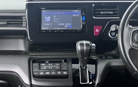 Honda Stepwgn IV, 2016 год, 2 250 000 рублей, 16 фотография