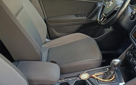 Volkswagen Tiguan II, 2020 год, 2 450 000 рублей, 14 фотография