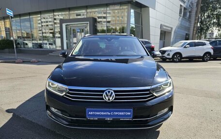 Volkswagen Passat B8 рестайлинг, 2019 год, 1 900 000 рублей, 2 фотография