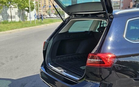 Volkswagen Passat B8 рестайлинг, 2019 год, 1 900 000 рублей, 7 фотография