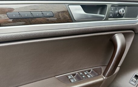 Volkswagen Touareg III, 2013 год, 1 550 000 рублей, 12 фотография