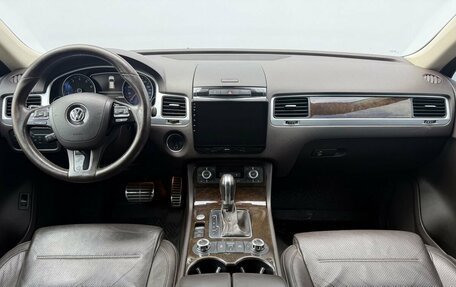 Volkswagen Touareg III, 2013 год, 1 550 000 рублей, 13 фотография