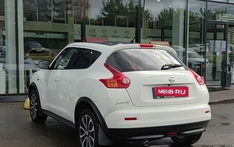 Nissan Juke II, 2014 год, 960 000 рублей, 8 фотография