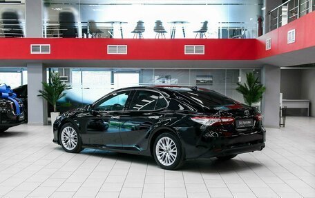 Toyota Camry, 2018 год, 2 290 000 рублей, 4 фотография