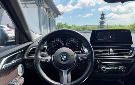 BMW 1 серия, 2021 год, 2 000 000 рублей, 14 фотография