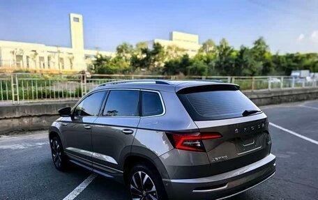 Skoda Karoq I, 2022 год, 1 770 000 рублей, 4 фотография