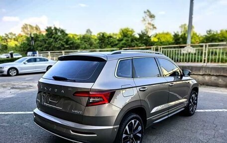 Skoda Karoq I, 2022 год, 1 770 000 рублей, 5 фотография