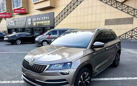 Skoda Karoq I, 2022 год, 1 770 000 рублей, 3 фотография