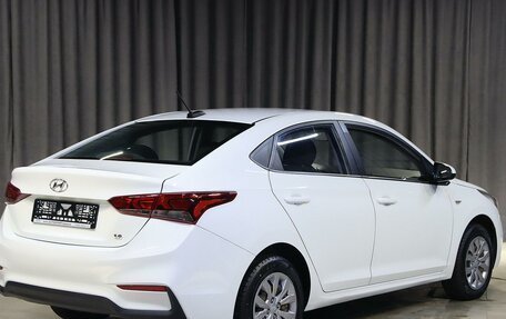 Hyundai Solaris II рестайлинг, 2018 год, 999 000 рублей, 2 фотография