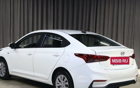 Hyundai Solaris II рестайлинг, 2018 год, 999 000 рублей, 4 фотография