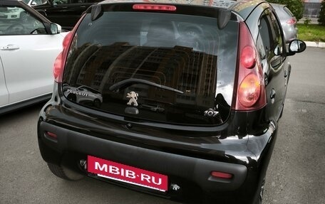 Peugeot 107 I рестайлинг, 2013 год, 520 000 рублей, 4 фотография