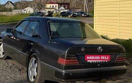Mercedes-Benz E-Класс, 1993 год, 500 000 рублей, 5 фотография